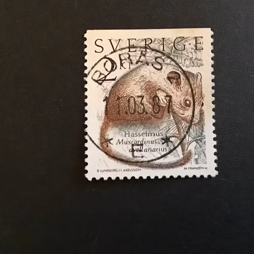 LEVANDE NATUR 1985 facit nr 1339 lyxstämplat BORÅS 2