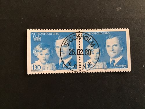 NY TRONFÖLJD 1980 facit nr 1118 BB lyxstämplat par STOCKHOLM