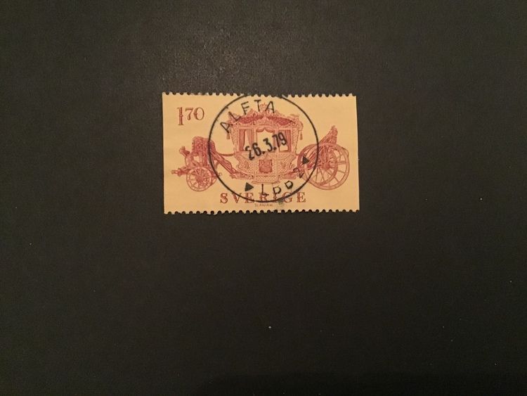 KRÖNINGSVAGN 1978 facit nr 1055 LYXSTÄMPLAT ALFTA