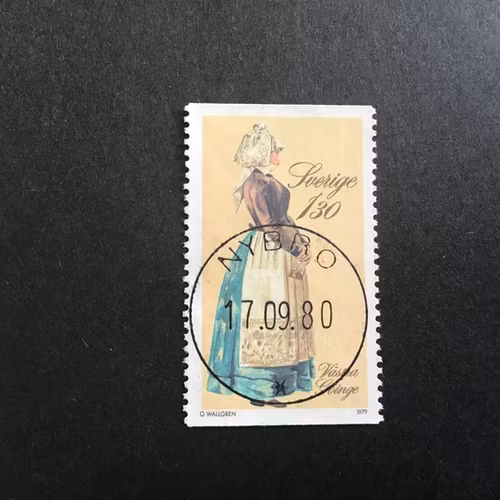 FOLKDRÄKTER 1979 facit nr 1108 LYXSTÄMPLAT NYBRO