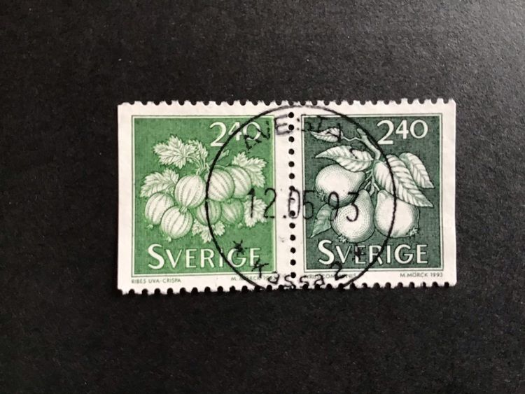 BÄR OCH FRUKTER  facit nr 1786 SX LYXSTÄMPLAT PAR AVESTA 2