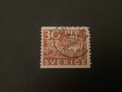 POSTVERKET STÄMPLAT MÄRKE facit nr 251