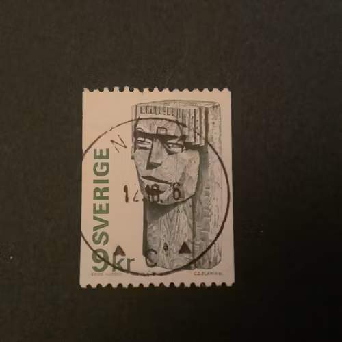 FLICKHUVUD 1976 facit nr 975 LYXST NORA