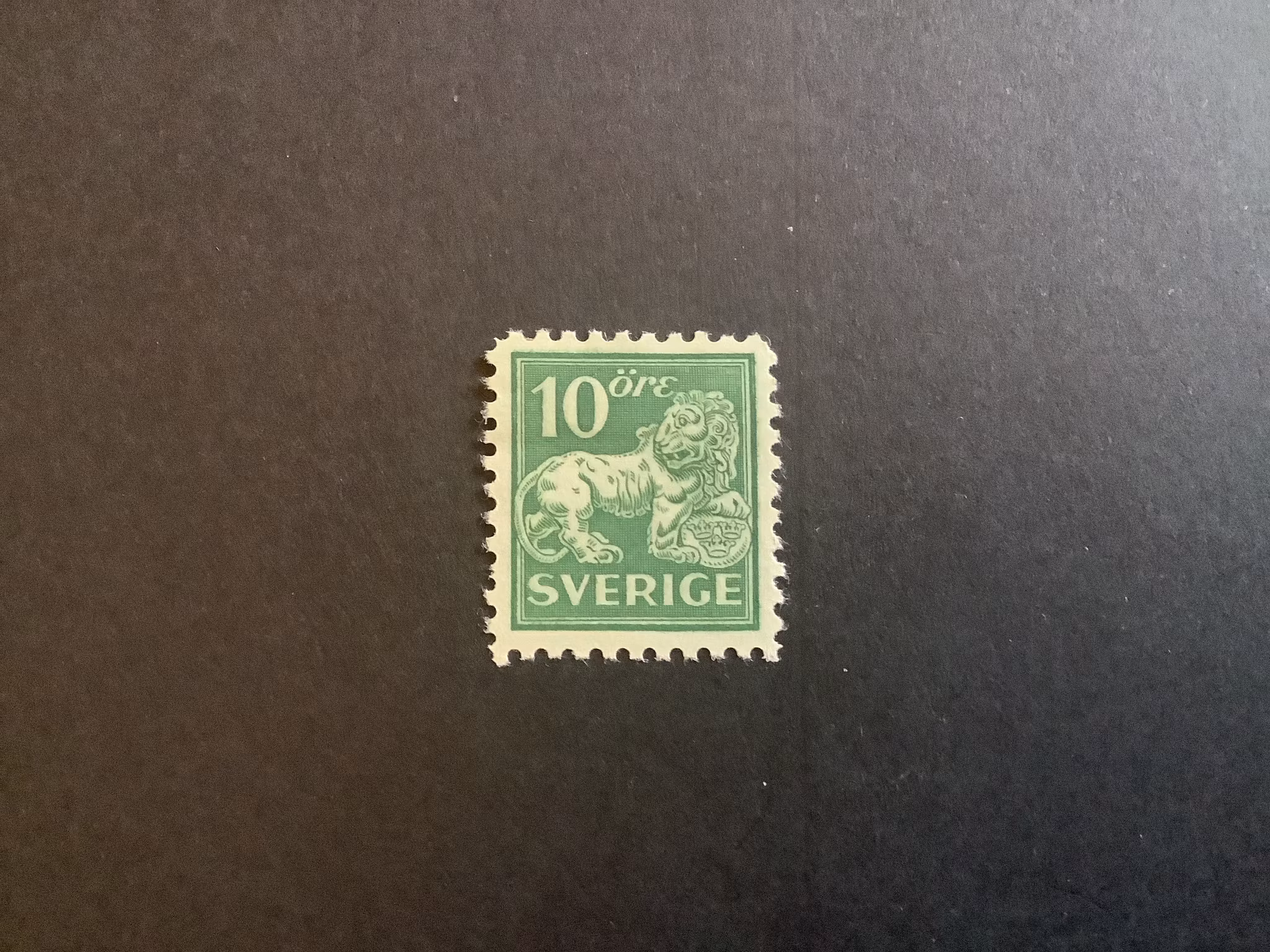 LEJON POSTFRISKT MED FASTSÄTTARE, facit nr 144 C