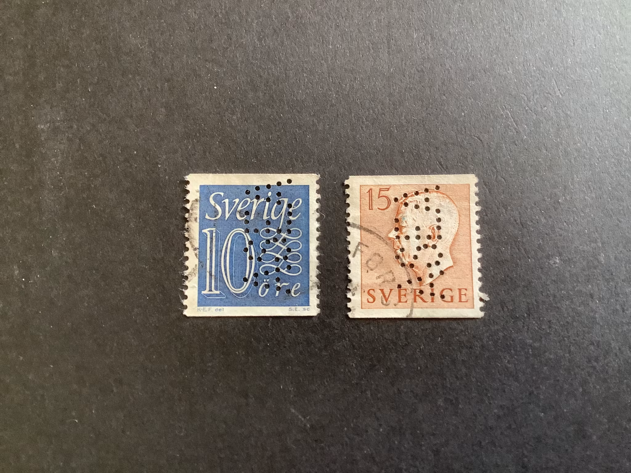 2 st skyddsperforerade märken ASEA