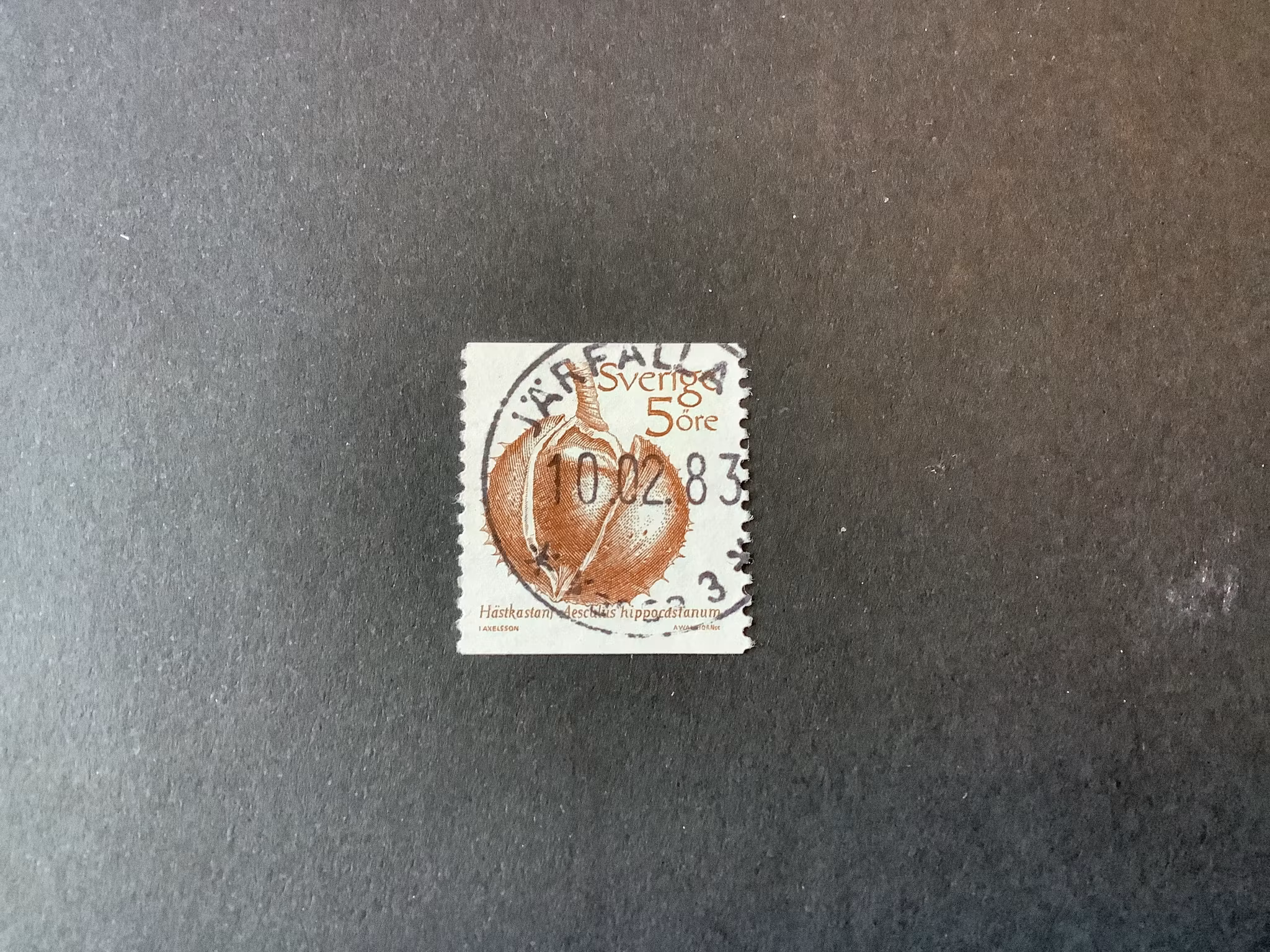 Frukter 1983 facit nr 1241 lyxstämplat JÄRFÄLLA