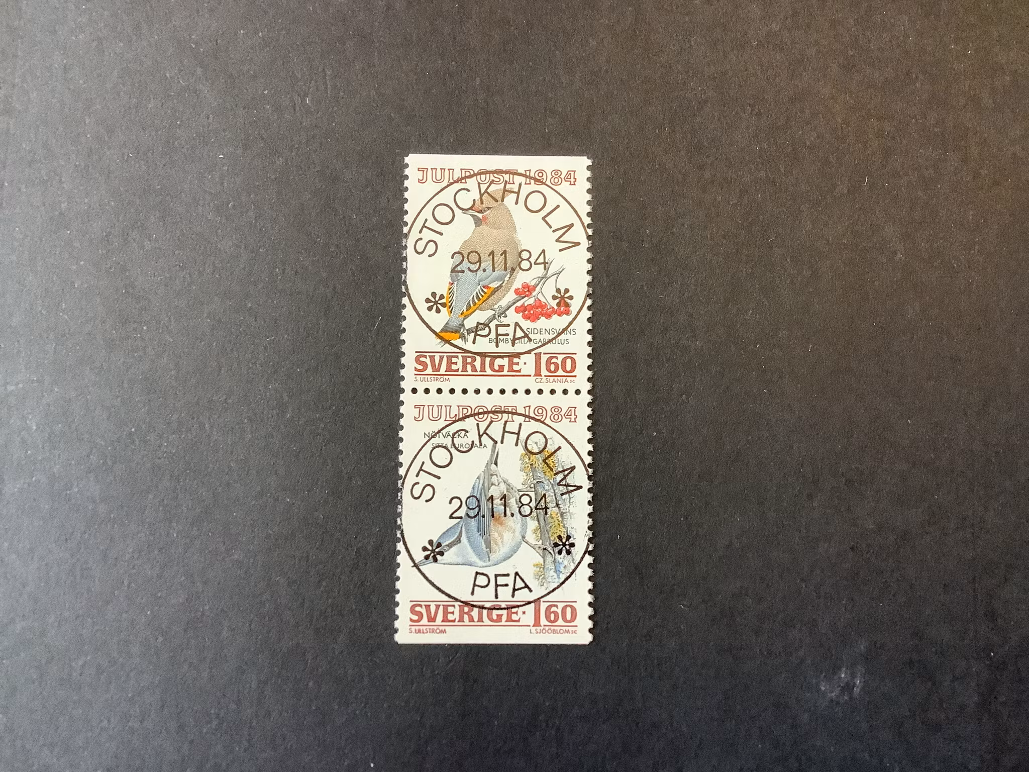 Julpost 1984 facit nr 1327 SX lyxstämplat par STOCKHOLM