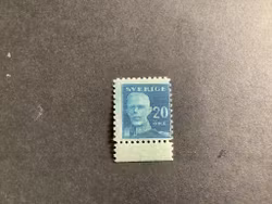 Gustaf V en face facit nr 151 C b postfriskt märke på B papper