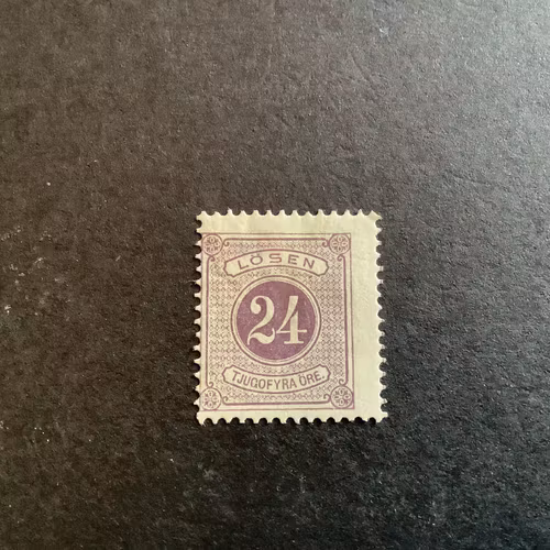 Lösen T 13 ostämplat med skadad baksida, facit nr L 17