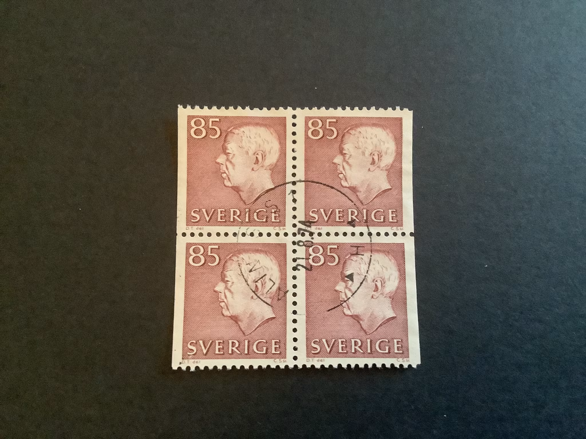 Gustaf VI Adolf typ III facit nr 437 BB i stämplat 4-block