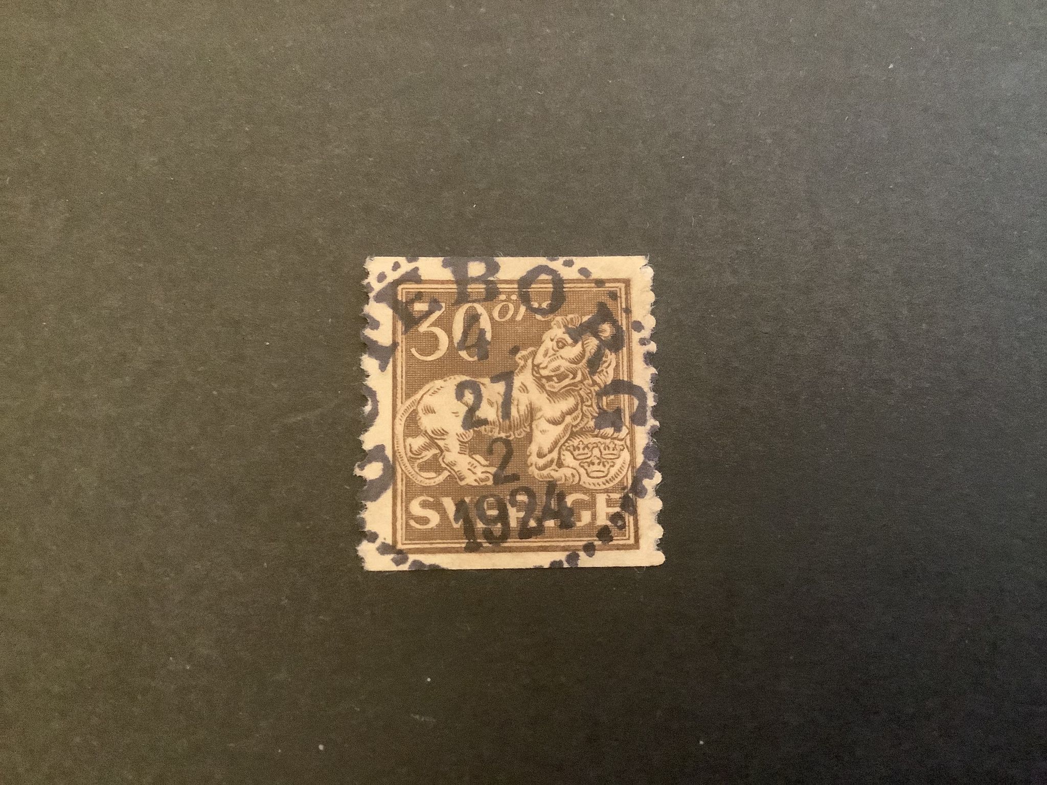 Stående lejon facit nr 148 A praktstämplat GÖTEBORG 4