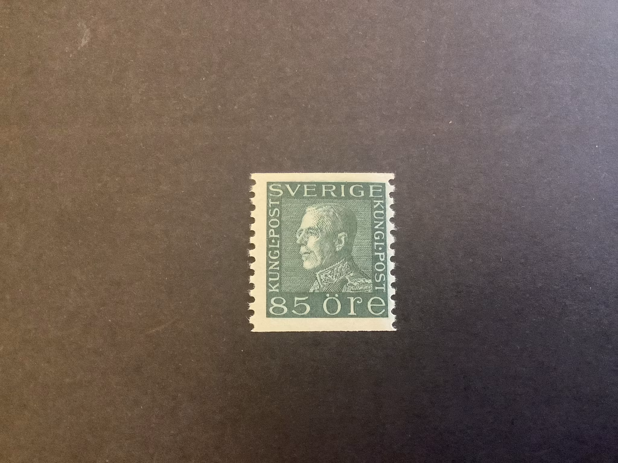 Gustaf V profil vänster facit nr 193 postfriskt märke