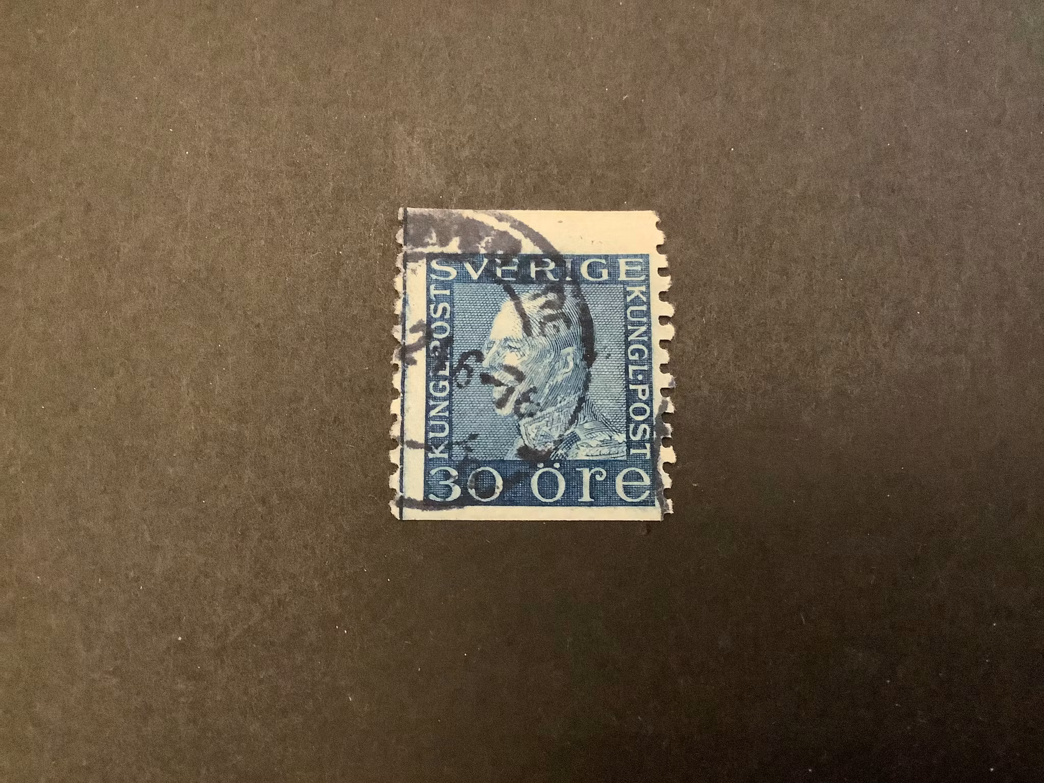 Facit nr 185 stämplat med lödskarvslinje
