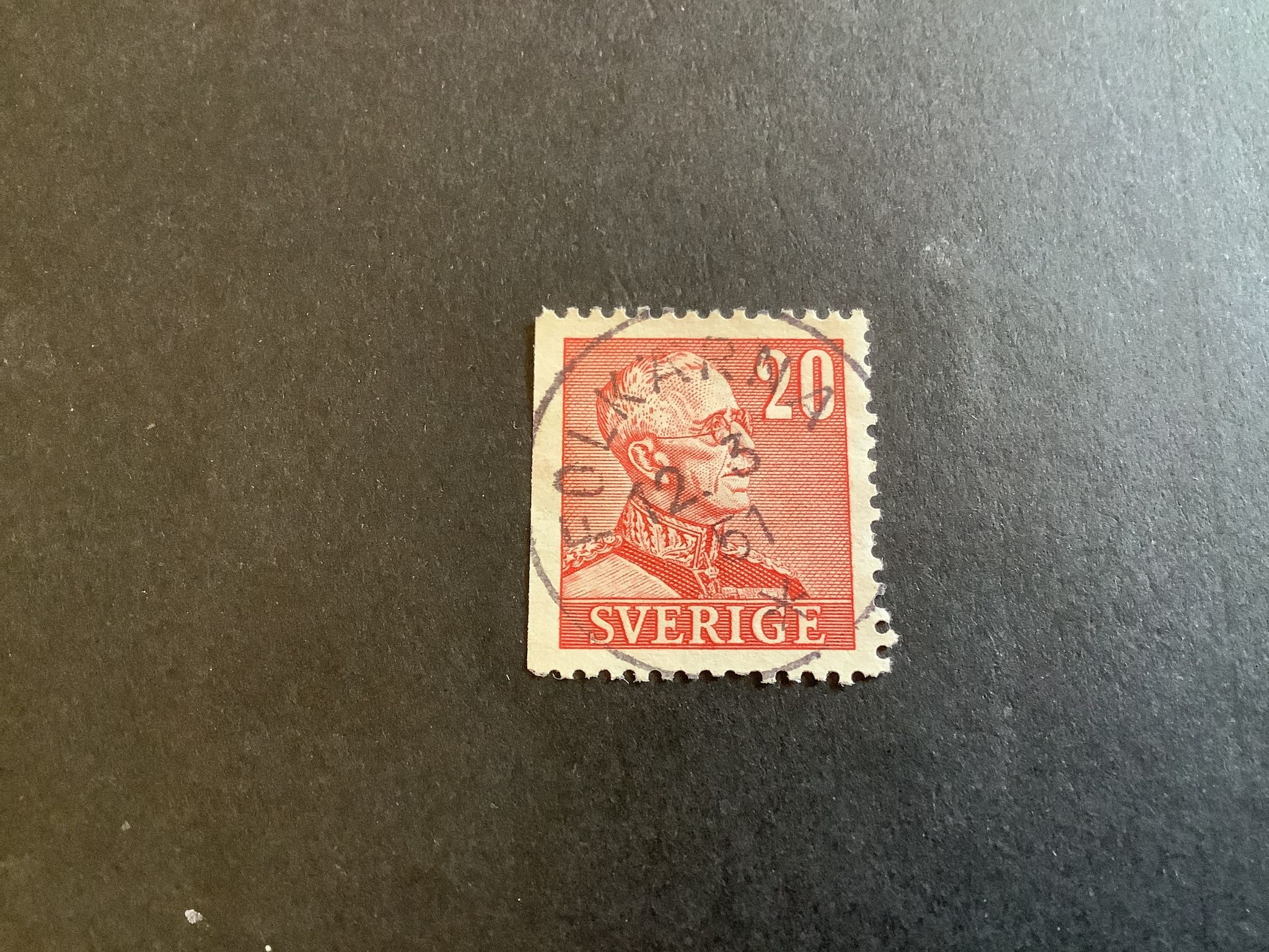 Gustaf V profil höger facit nr 276 B1 praktstämplat FOLKÄRNA