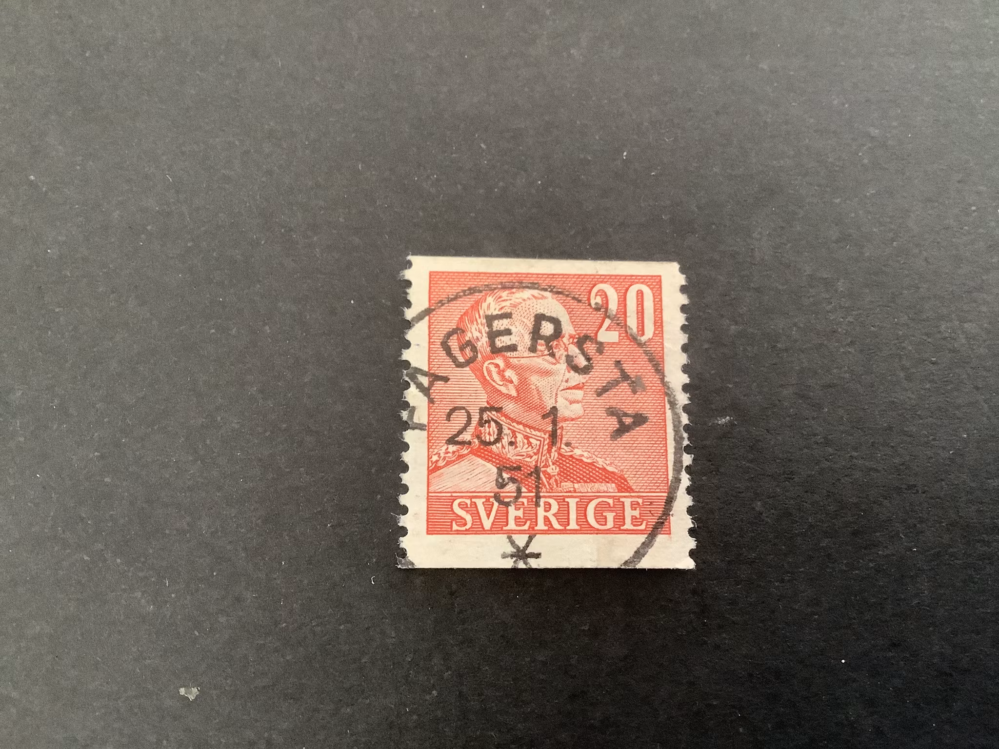 Gustaf V profil höger facit nr 276 A praktstämplat FAGERSTA