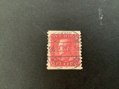 Gustaf V profil vänster facit nr 180 lyxstämplat STOCKHOLM 1