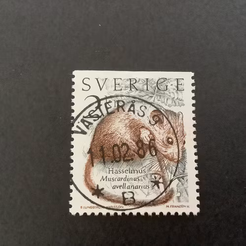 Levande natur facit nr 1339 lyxstämplat VÄSTERÅS 9