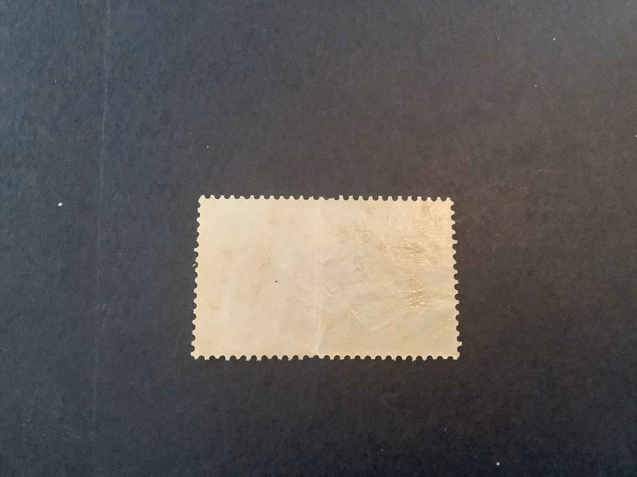 Tjänste 17 a postfriskt märke