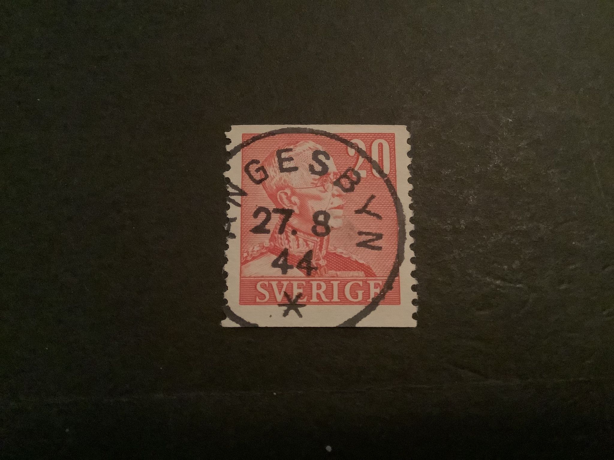 Gustaf V profil höger facit nr 276 A praktstämplat ÄNGESBYN