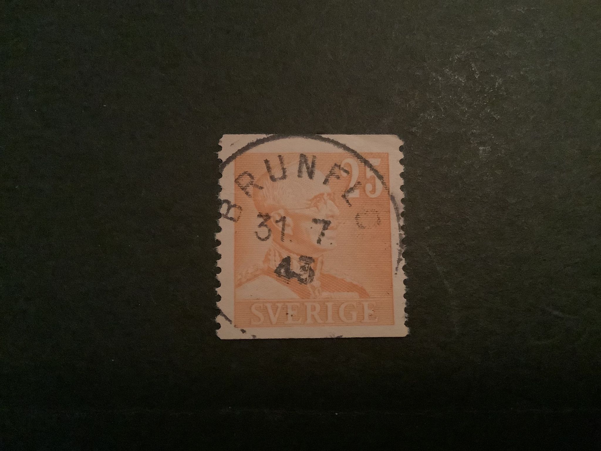 Gustaf V profil höger facit nr 277 lyxstämplat BRUNFLO