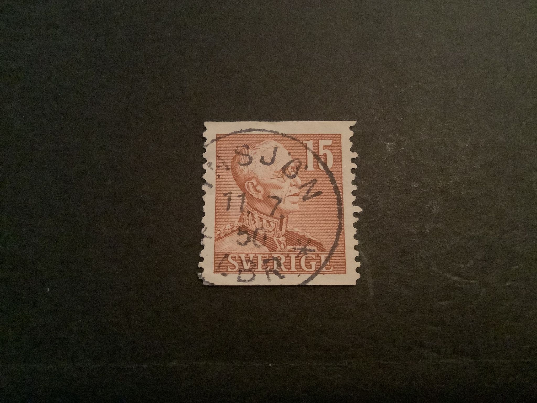 Gustaf V profil höger facit nr 275 A praktstämplat INSJÖN *LBR*