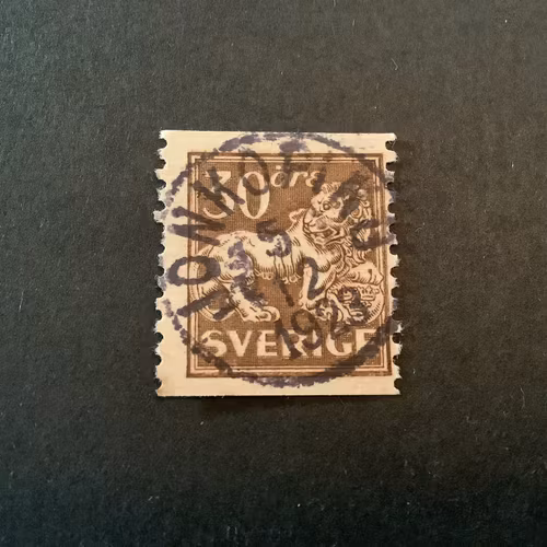 Stående lejon facit nr 148 A praktstämplat JÖNKÖPING