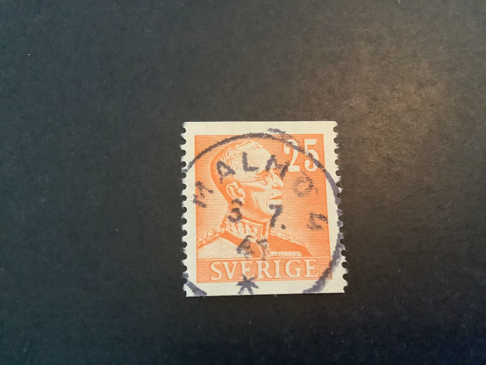 Gustaf V profil höger facit nr 277 lyxstämplat MALMÖ 4