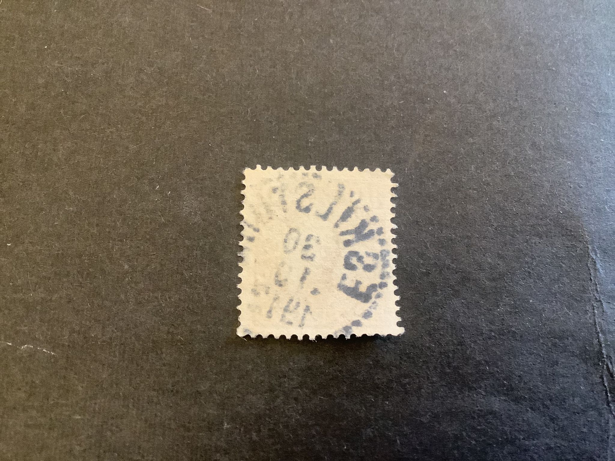 Gustaf V i medaljong facit nr 82 praktstämplat ESKILSTUNA