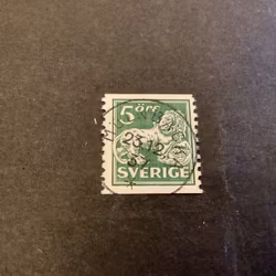 Stående lejon facit nr 143 A praktstämplat MÖLNBACKA