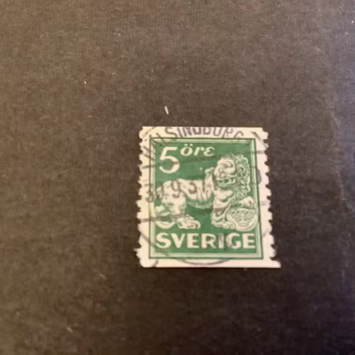 Stående lejon facit nr 143 A praktstämplat HÄLSINGBORG 1