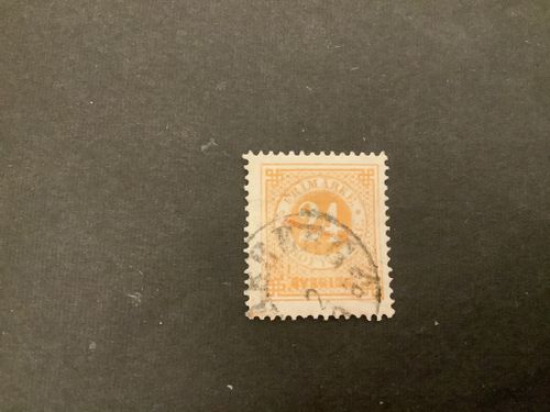 Ringtyp T 13 facit nr 34 V8 stämplat märke med färglinje i marginal