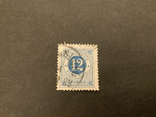 Ringtyp T 13 facit nr 32 V11 stämplat med vit kil i vänster hörn