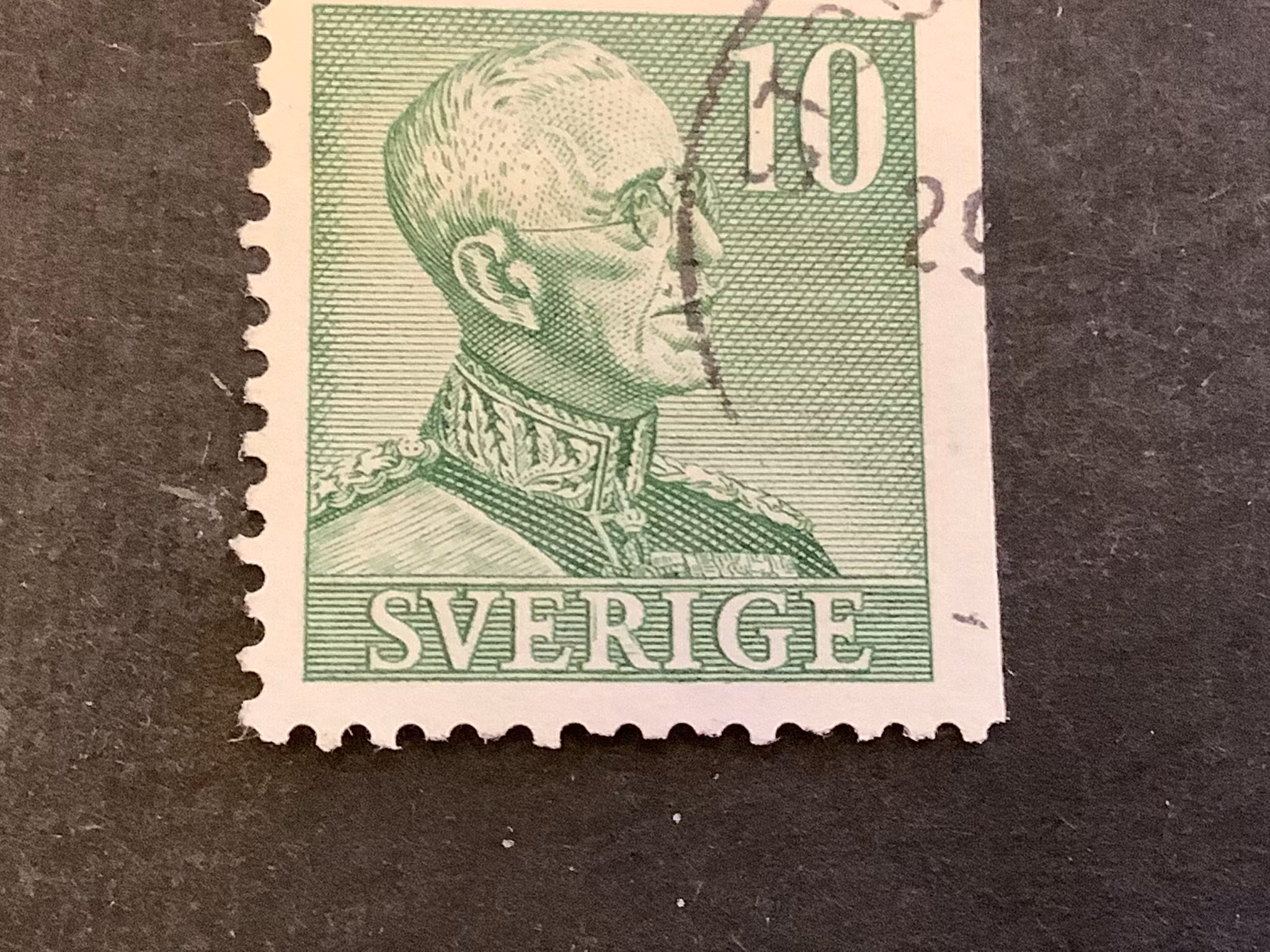 Gustaf V profil höger facit nr 274 B2 V1 med dubbelprägling i R