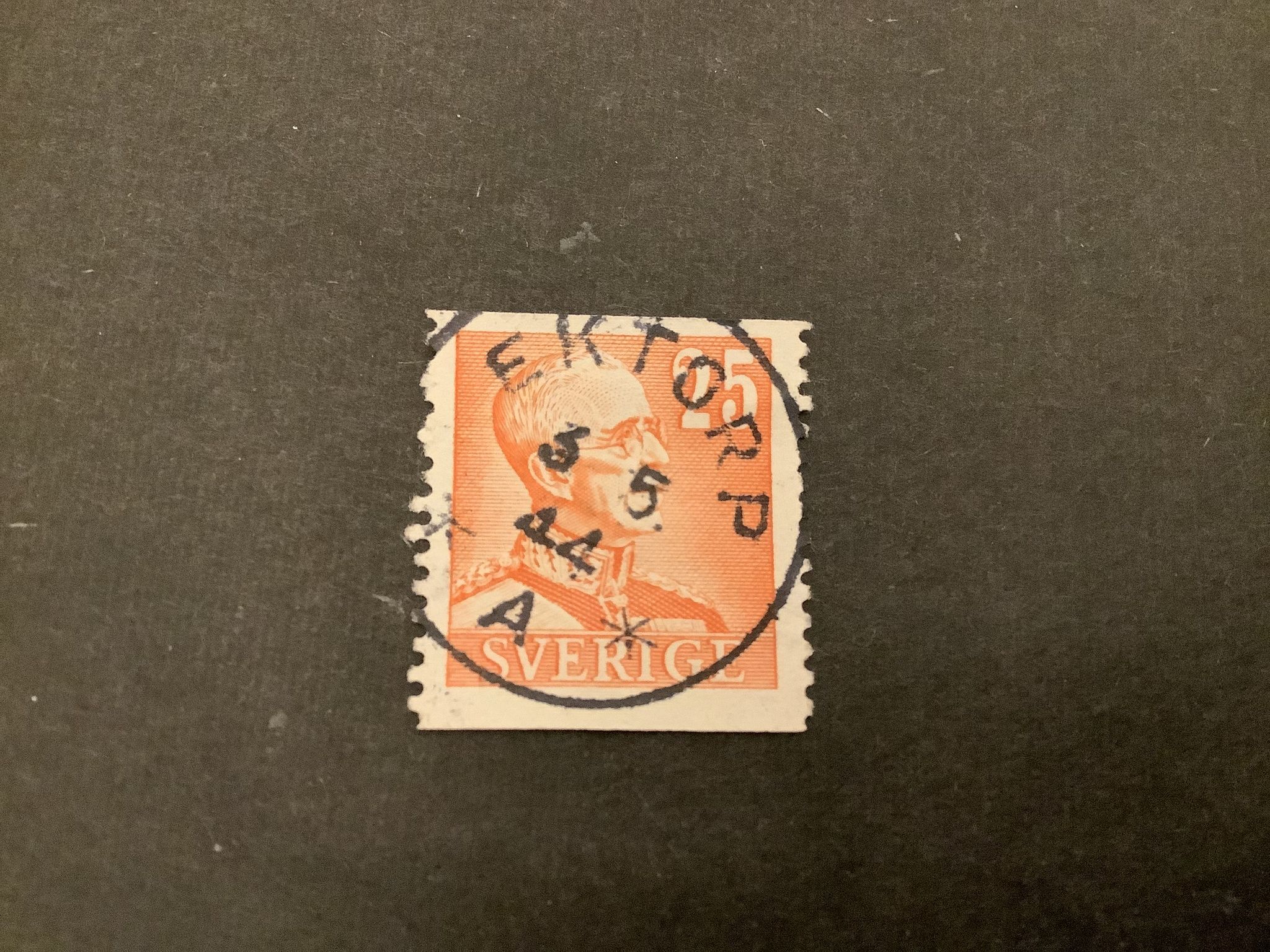 Gustaf V profil höger facit nr 277 praktstämplat EKTORP