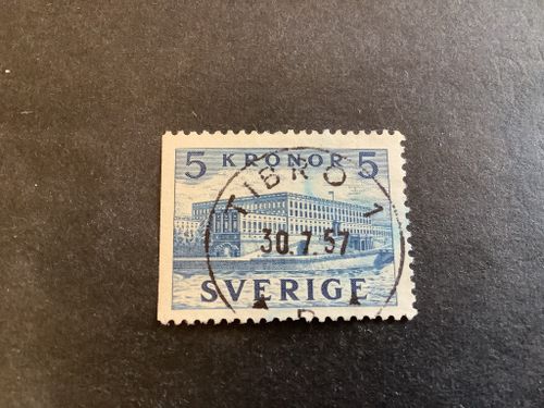 Stockholm slott II facit nr 332 B1 praktstämplat TIBRO 1