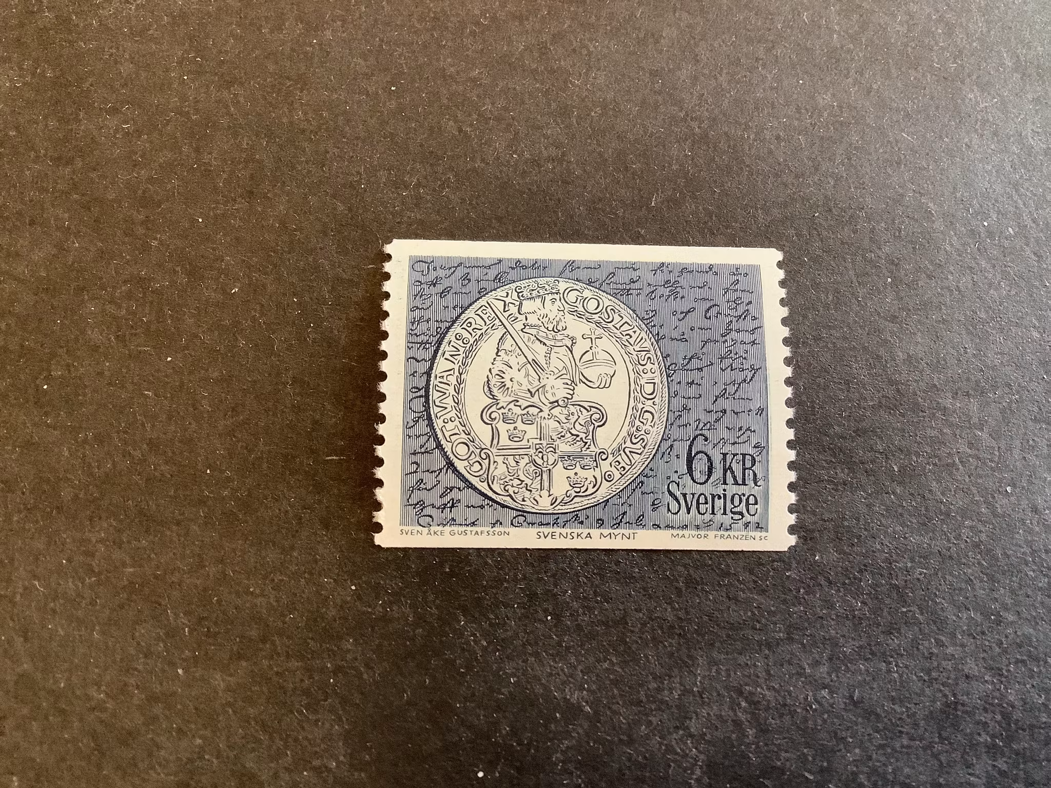 Myntmotiv med vit fluorescens facit nr 774 V1 postfriskt märke