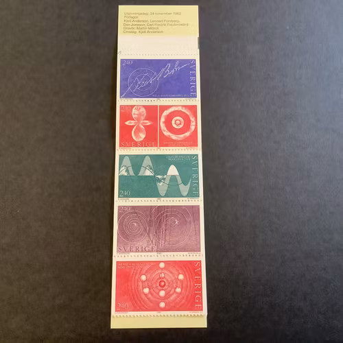 Nobelpristagare Atomfysik 1982 postfriskt häfte med halv cylindersiffra 1