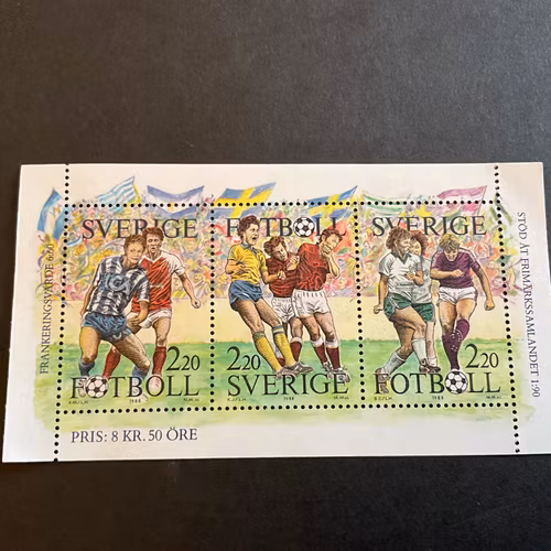 Fotboll 1988 postfriskt block, facit nr 1522-1524