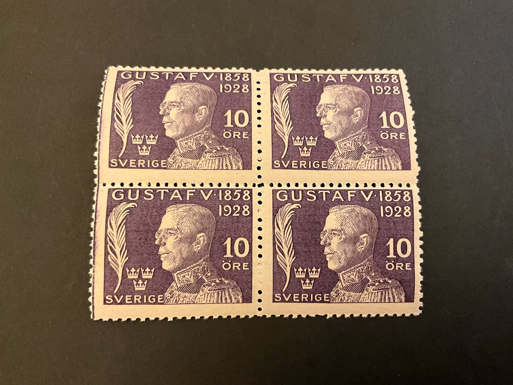Gustaf V 70 år facit nr 227 postfriskt 4-block