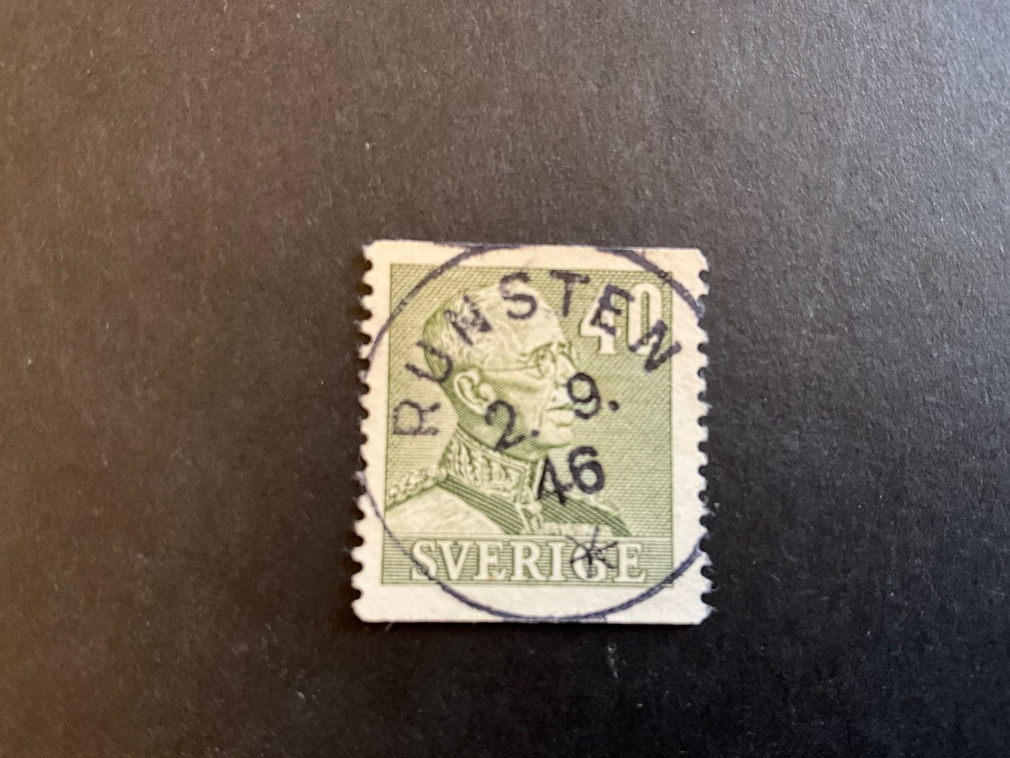 Gustaf V profil höger facit nr 281 praktstämplat RUNSTEN