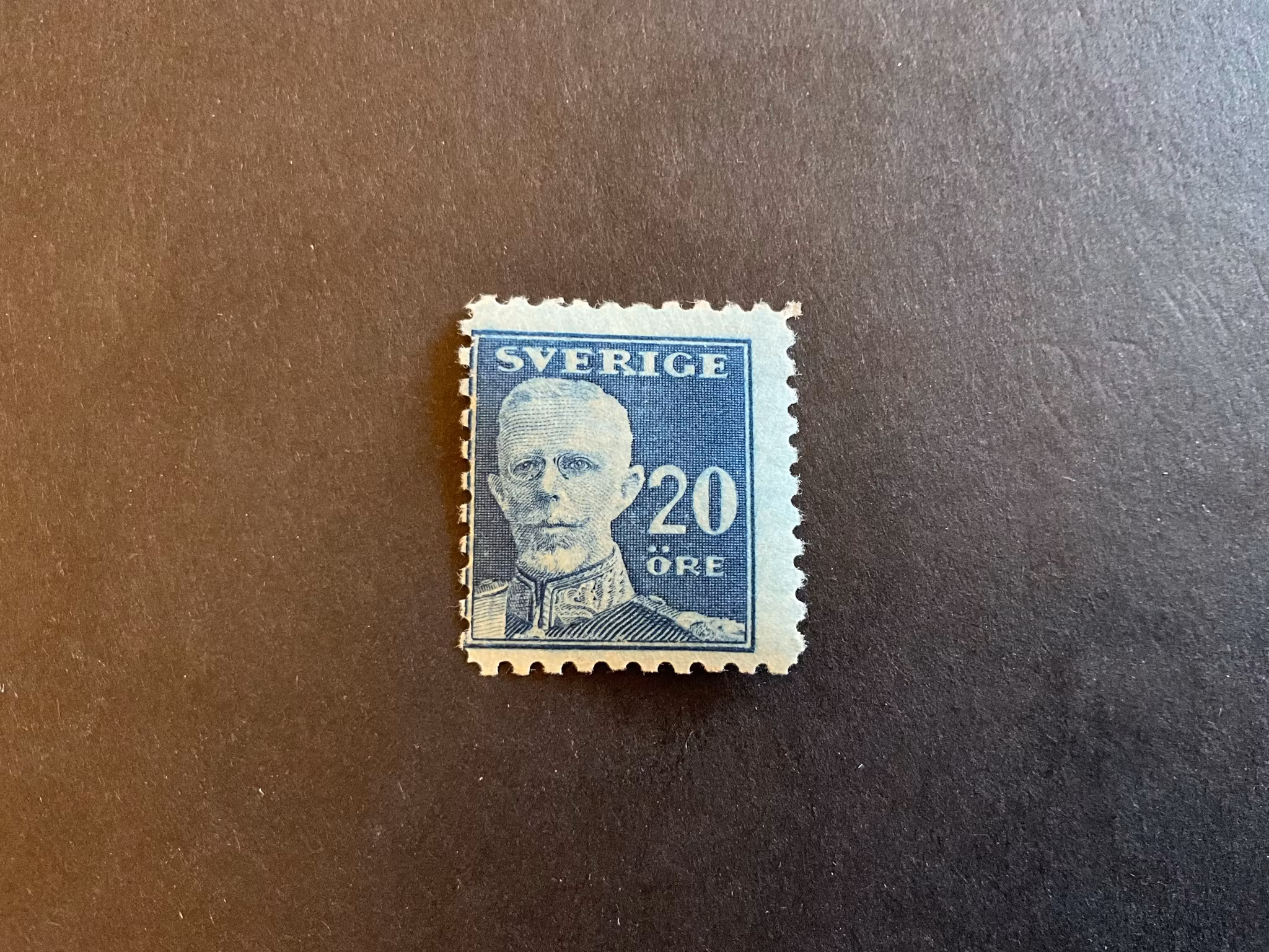 Gustaf V en face facit nr 151 C bz postfriskt märke