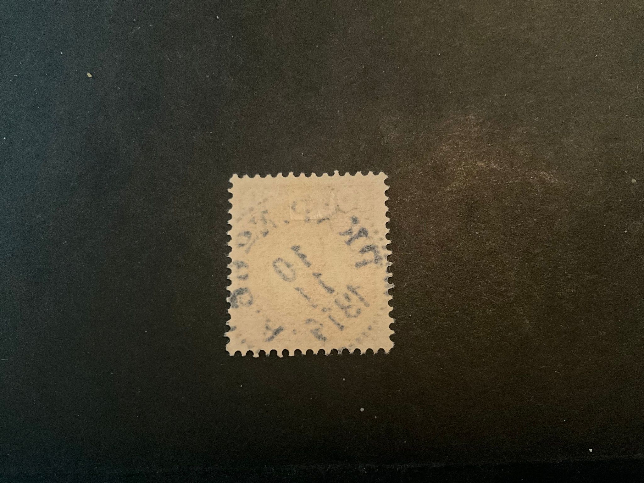 Gustaf V i medaljong facit nr 82 praktstämplat PKXP No 66 A
