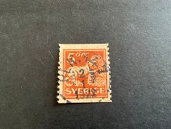Stående lejon facit nr 142 A praktstämplat PLK 147