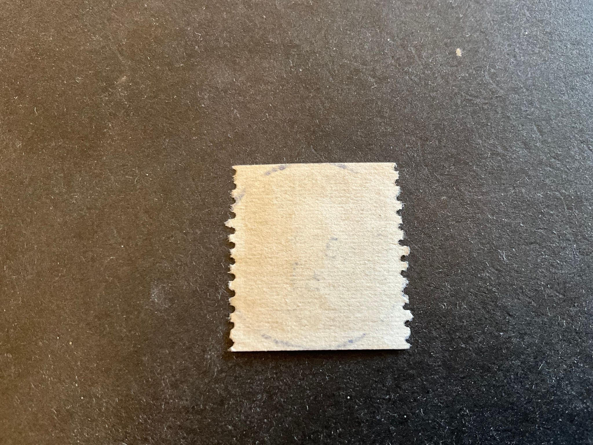 Gustaf V profil vänster facit 178 A praktstämplat LIMMARED