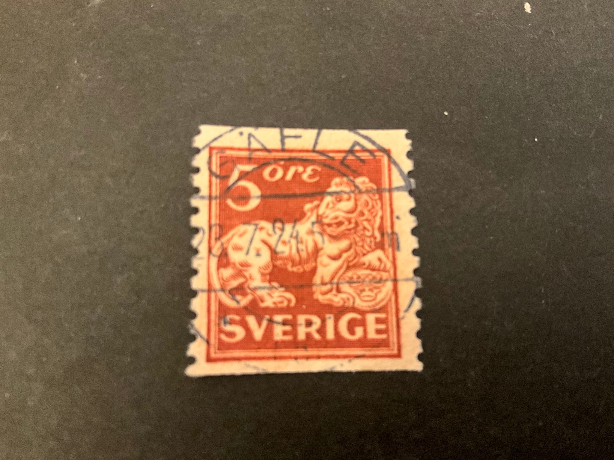 Stående lejon facit 142 cx praktstämplat GÄFLE