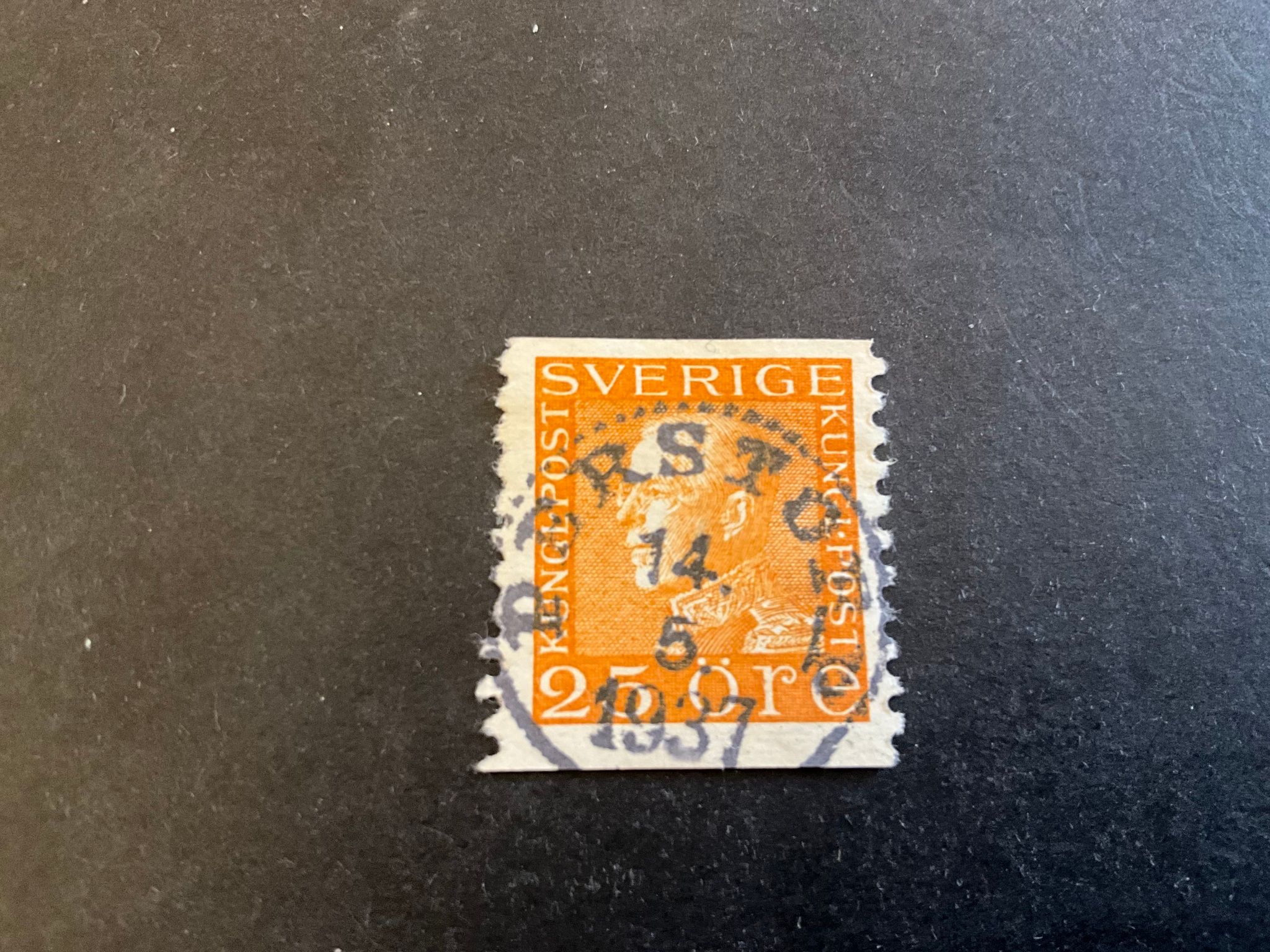 Gustaf V profil vänster facit 184 praktstämplat PERSTORP
