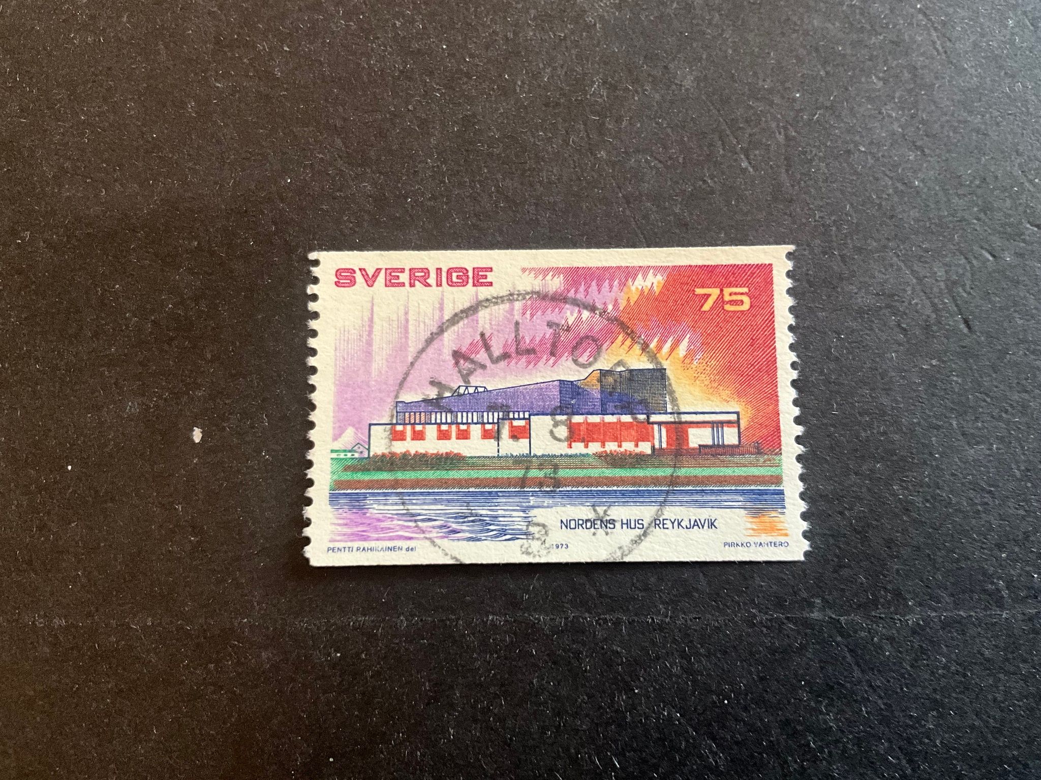 Nirden III facit nr 825 lyxstämplat HALLTORP