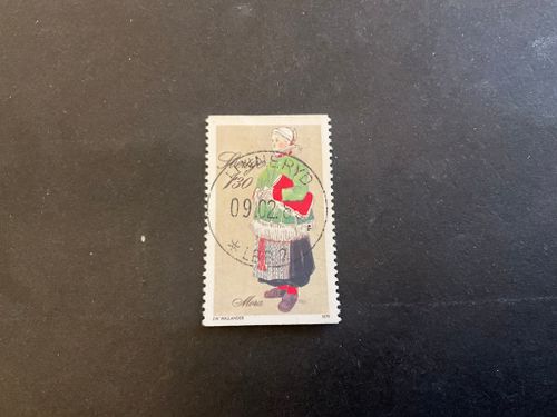 Folkdräkter facit nr 1109 lyxstämplat LINNERYD