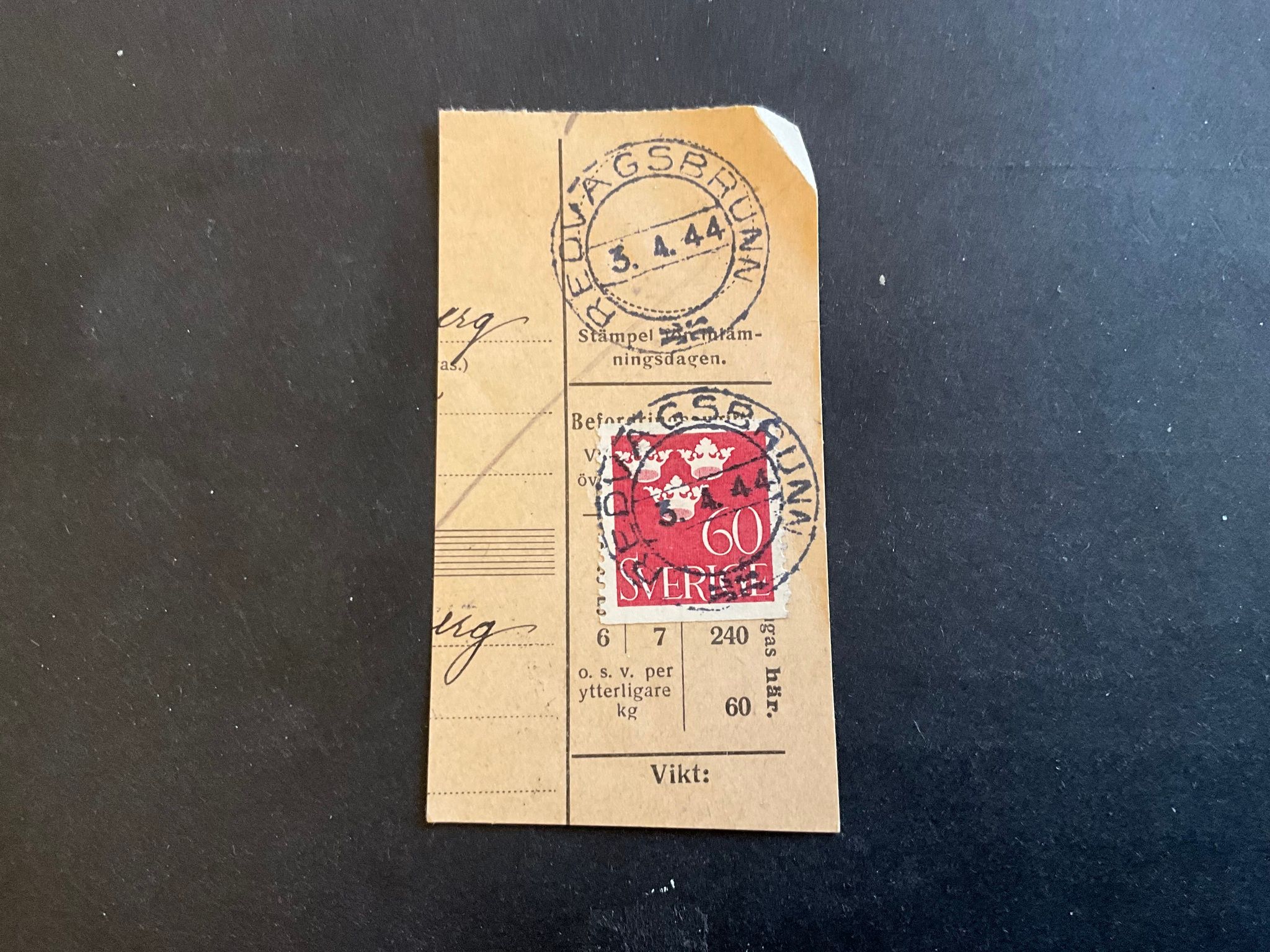 Tre kronor facit 286 praktstämplat på klipp REDVÄGSBRUNN