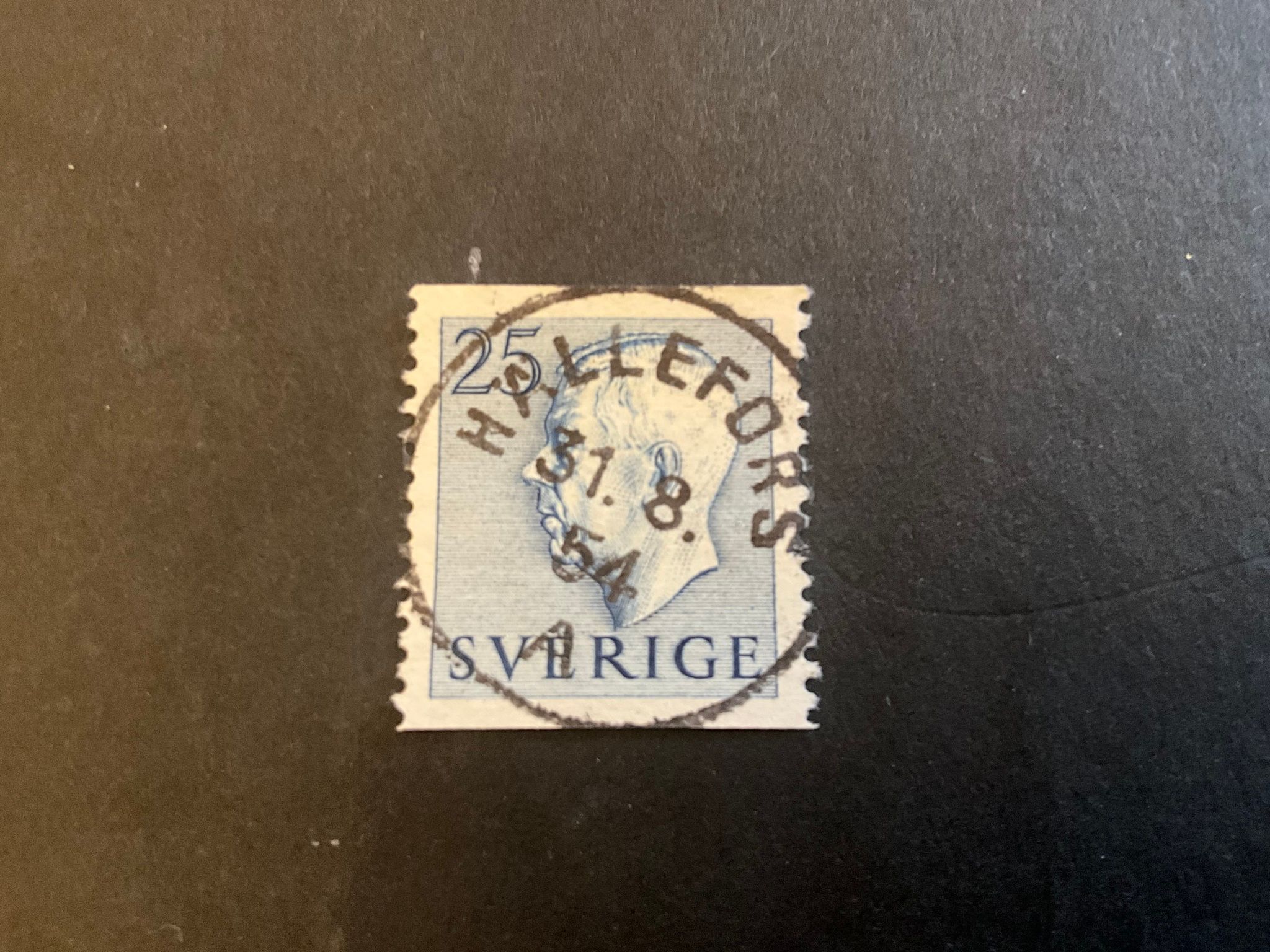 Gustaf VI Adolf facit nr 406 A praktstämplat HÄLLEFORS